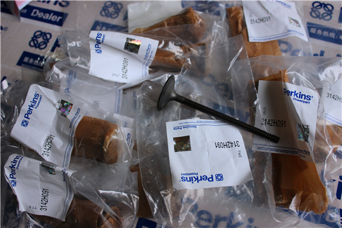 Perkins 4016柴油機(jī)氣門、氣門座圈、氣門閥鎖夾