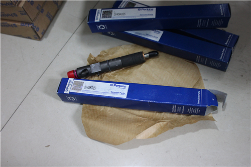 珀金斯發動機1206E-E70TTA配件T409982噴油器、預熱塞、燃油管、正時齒輪